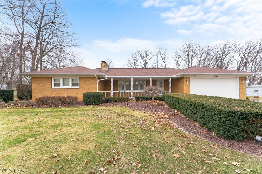 3072 Decamp Road Youngstown, OH 44511 - Photo 1 of 28