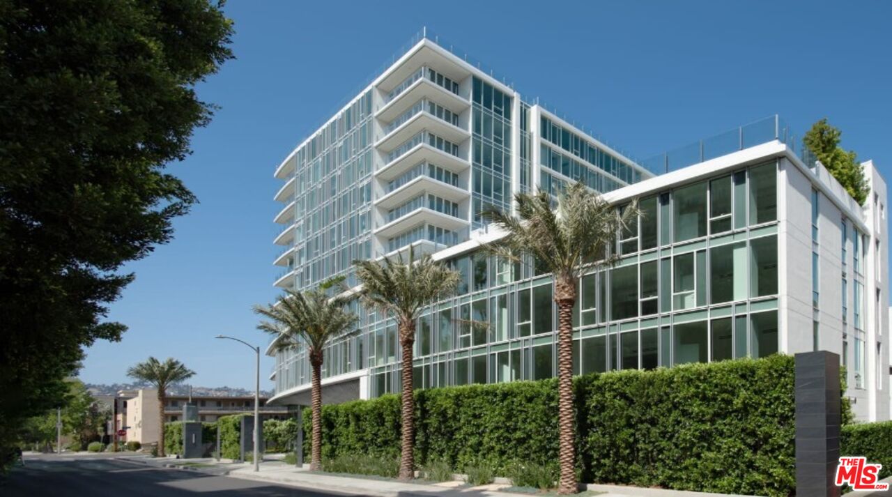 9000 West 3rd Street, Unit 103 Los Angeles, CA 90048 - Photo 27 of 27 a view of a tall building