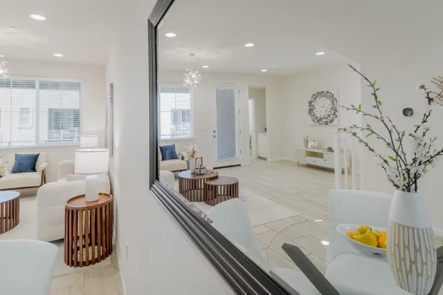 $1,099,000 | 862 White Moonstone Loop, San Jose, CA 95123