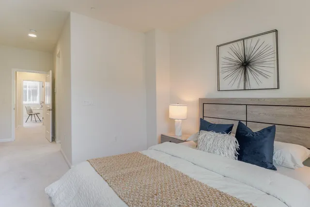 $1,099,000 | 862 White Moonstone Loop, San Jose, CA 95123