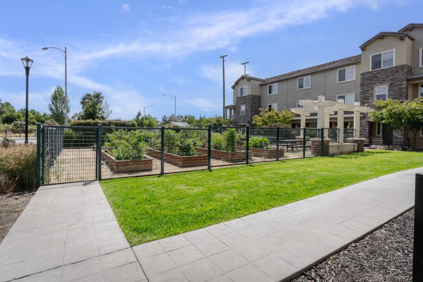 862 White Moonstone Loop San Jose, CA 95123 - Photo 43 of 54 a view of a patio with a garden