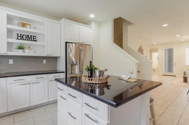 $1,099,000 | 862 White Moonstone Loop, San Jose, CA 95123