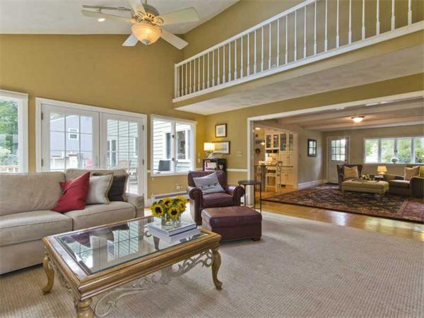 175 Ferncliffe Road Seekonk, MA 02771 - Photo 11 of 27 Gallery Image 11