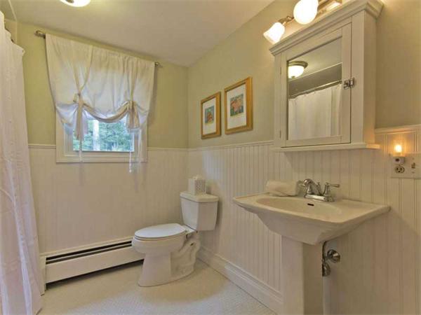175 Ferncliffe Road Seekonk, MA 02771 - Photo 21 of 27 Gallery Image 21
