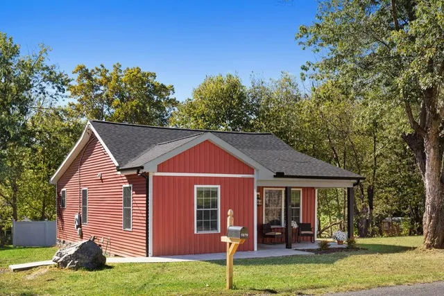 $289,000 | 5079 Orchard Drive, Timberville, VA 22853