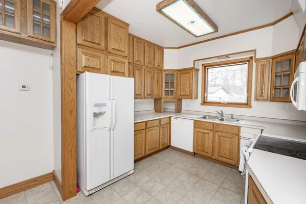 $265,000 | 904 10th Street South, Fargo, ND 58103