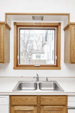 $265,000 | 904 10th Street South, Fargo, ND 58103