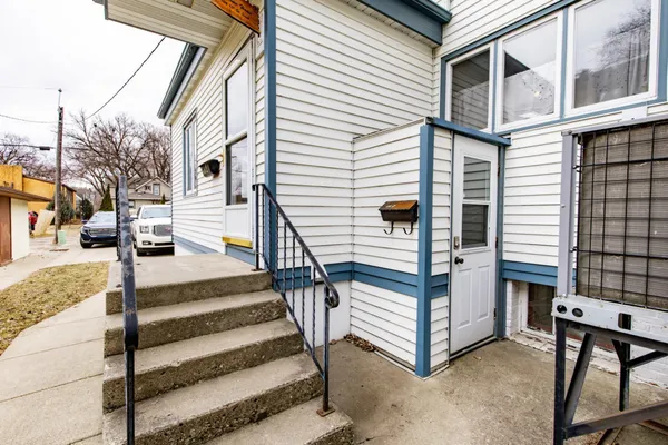 $265,000 | 904 10th Street South, Fargo, ND 58103