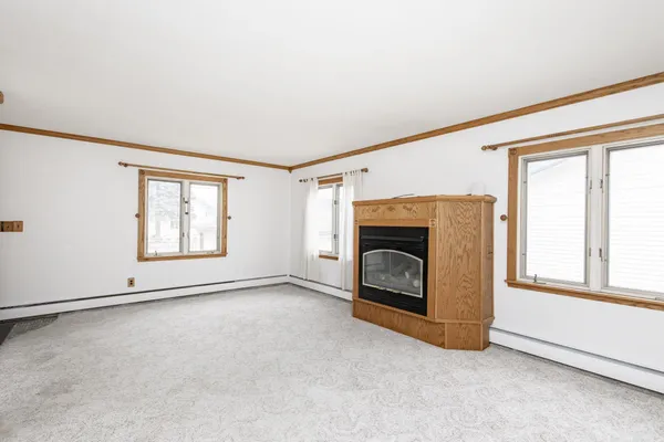 $265,000 | 904 10th Street South, Fargo, ND 58103