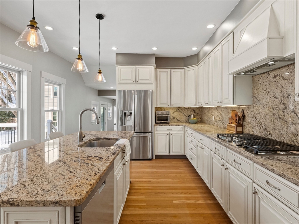 20 Maple Street Lexington, MA 02420 - Photo 12 of 37