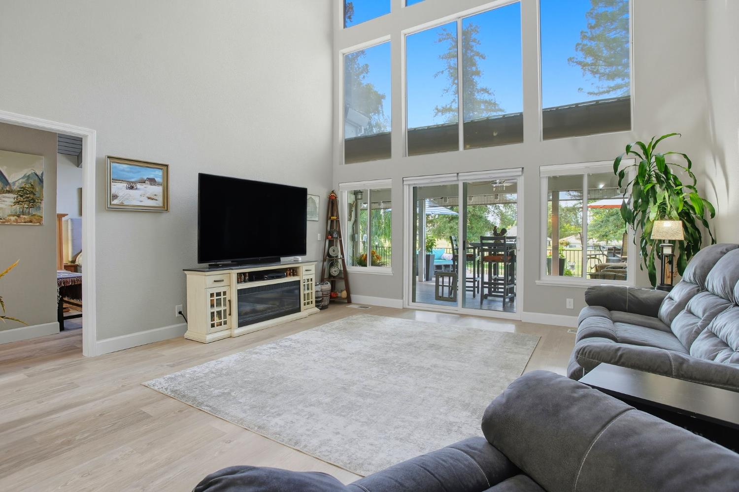 6932 Domingo Court Rancho Murieta, CA 95683 - Photo 4 of 37