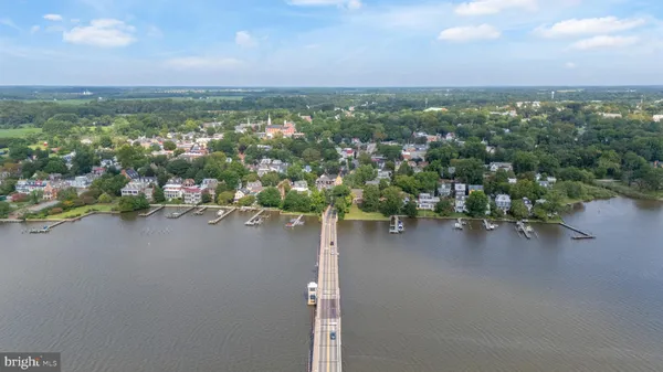 $2,050 | 104 Maple Avenue, Unit 6, Chestertown, MD 21620