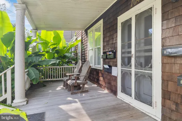 $2,050 | 104 Maple Avenue, Unit 6, Chestertown, MD 21620