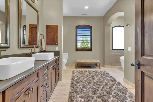 $4,500,000 | 8820 Cantinas Point, Bradley, CA 93426