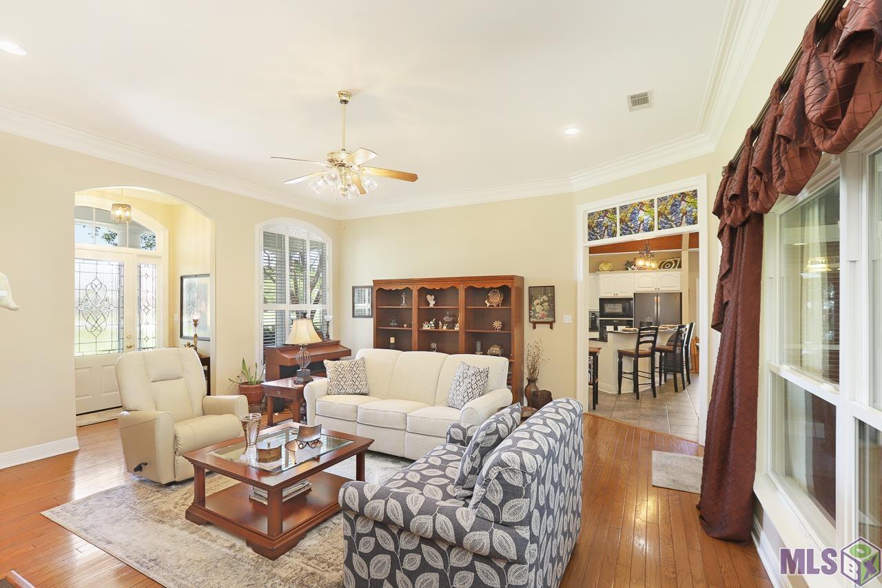 16474 Jay Road Prairieville, LA 70769 - Photo 7 of 38 Gallery Image 7