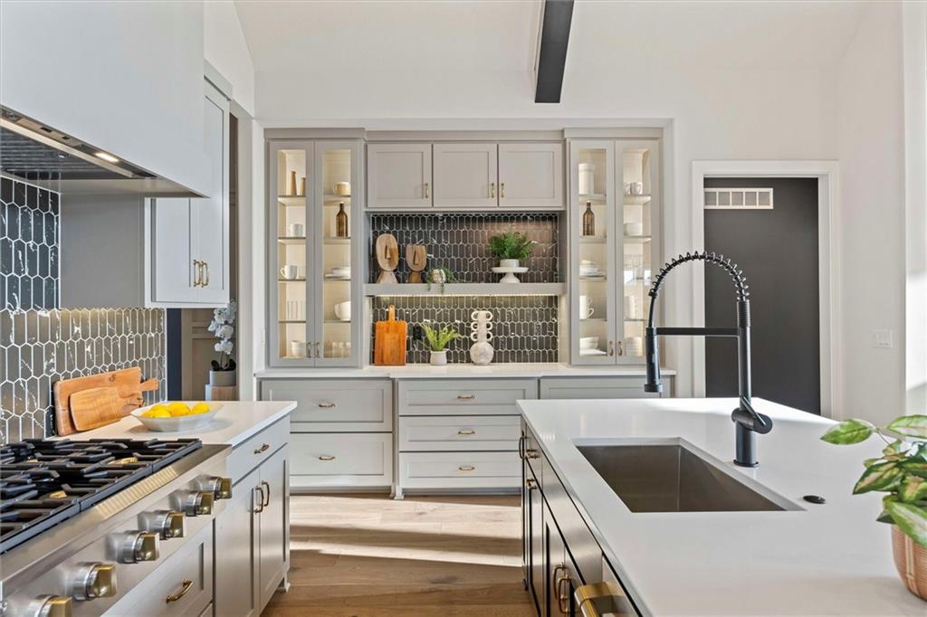 7919 Round Pr Street Shawnee, KS 66218 - Photo 12 of 54