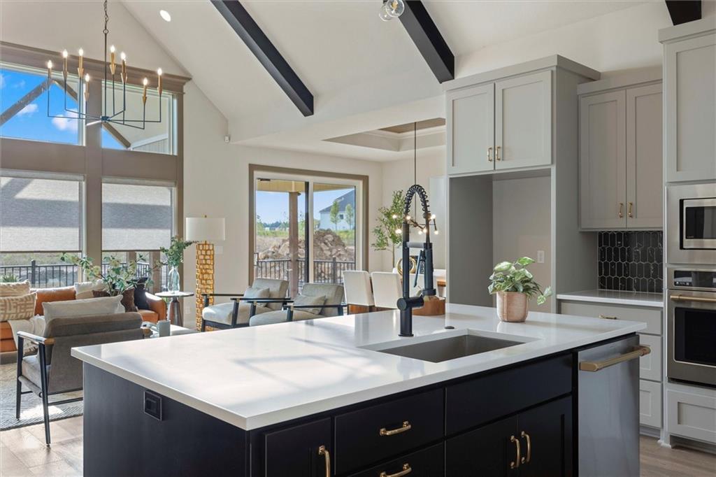 7919 Round Pr Street Shawnee, KS 66218 - Photo 8 of 54