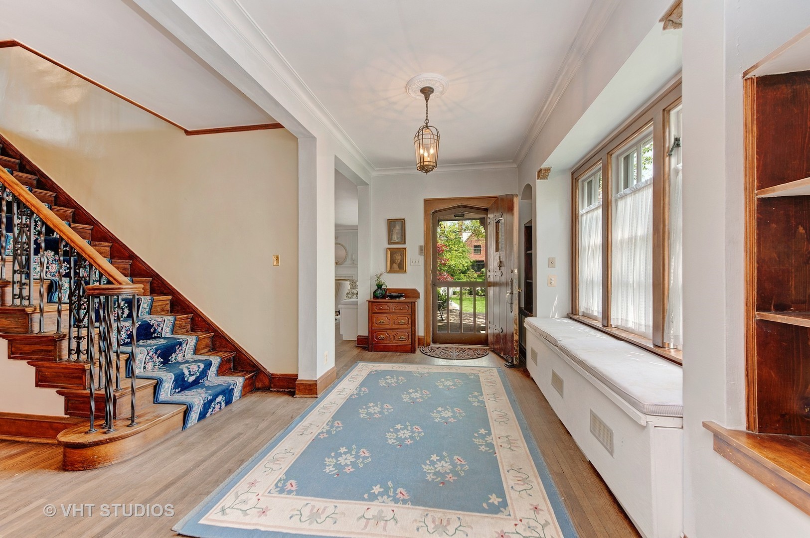 1206 Tower Road Winnetka, IL 60093 - Photo 3 of 19 a view of an entryway