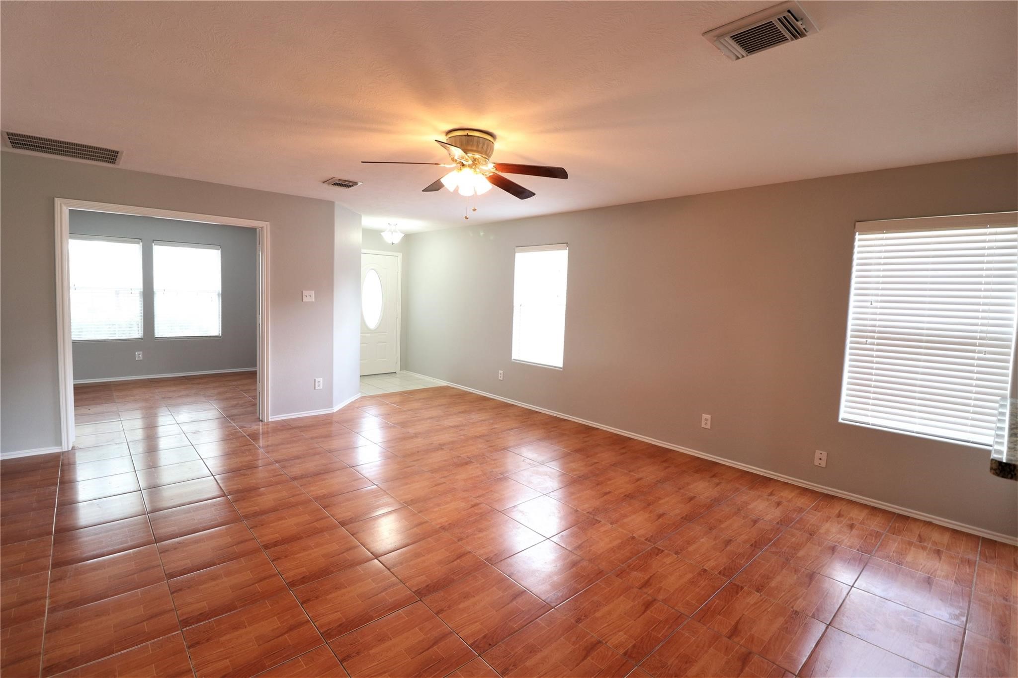 811 Slate Valley Lane Spring, TX 77373 - Photo 3 of 15