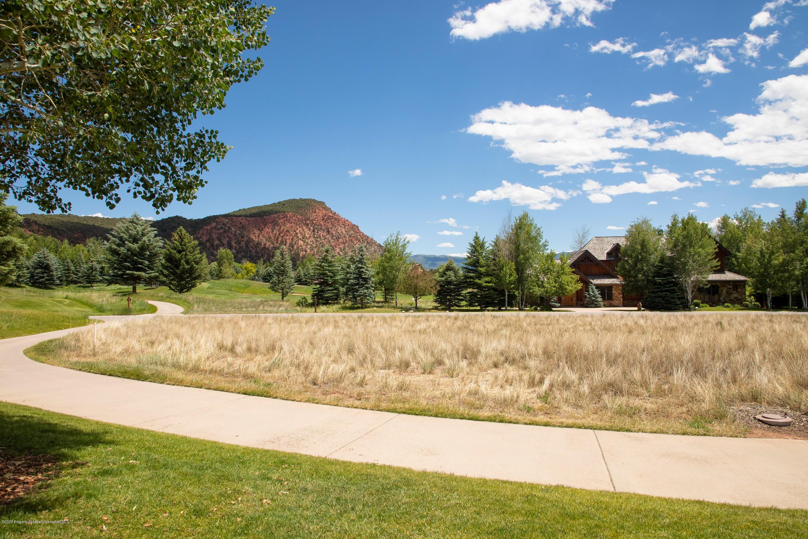 57 Diamond A Ranch Road, Unit WEST Carbondale, CO 81623 - Photo 3 of 13 a view of a yard