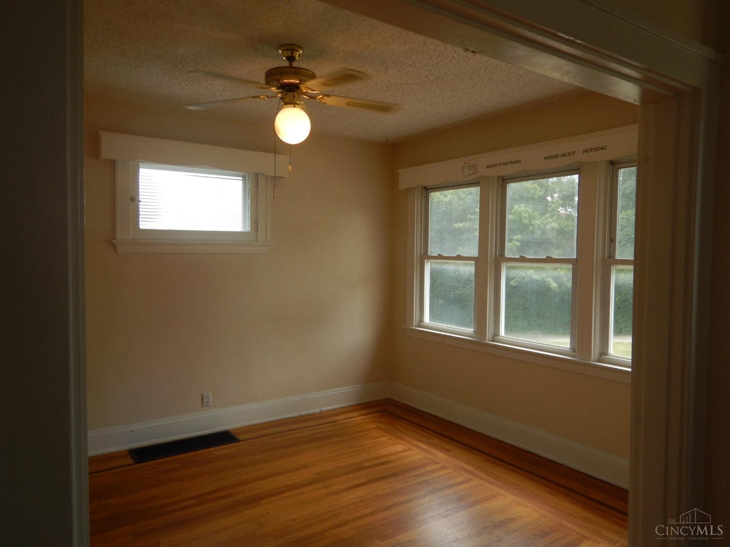 3532 Blue Rock Road Cincinnati, OH 45239 - Photo 5 of 19 Gallery Image 5
