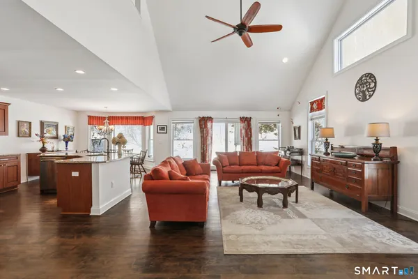 $629,000 | 4 Blossom Court, New Milford, CT 06776