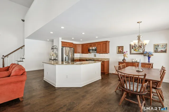 $629,000 | 4 Blossom Court, New Milford, CT 06776