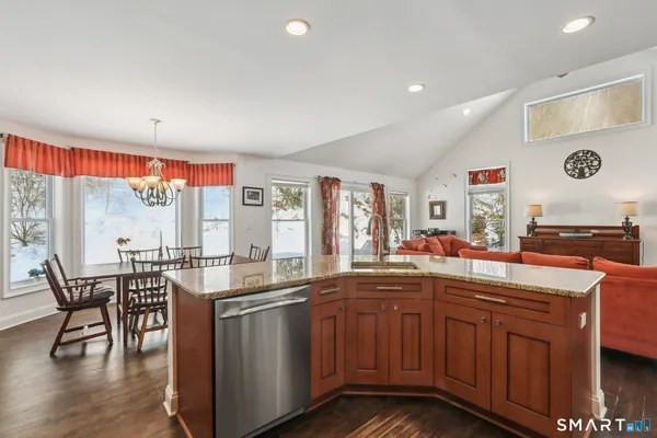 $629,000 | 4 Blossom Court, New Milford, CT 06776