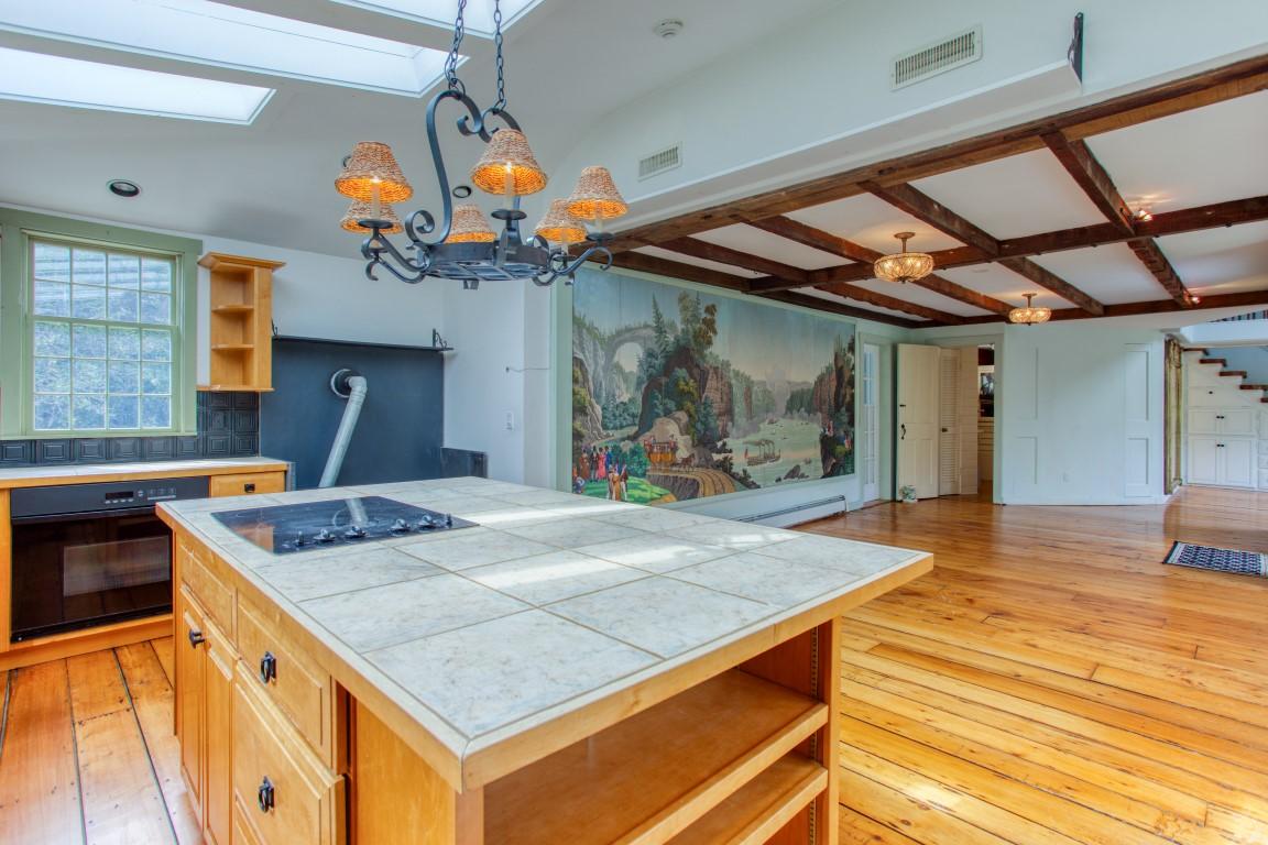 107 Dover Road Boothbay, ME 04537 - Photo 11 of 38 11