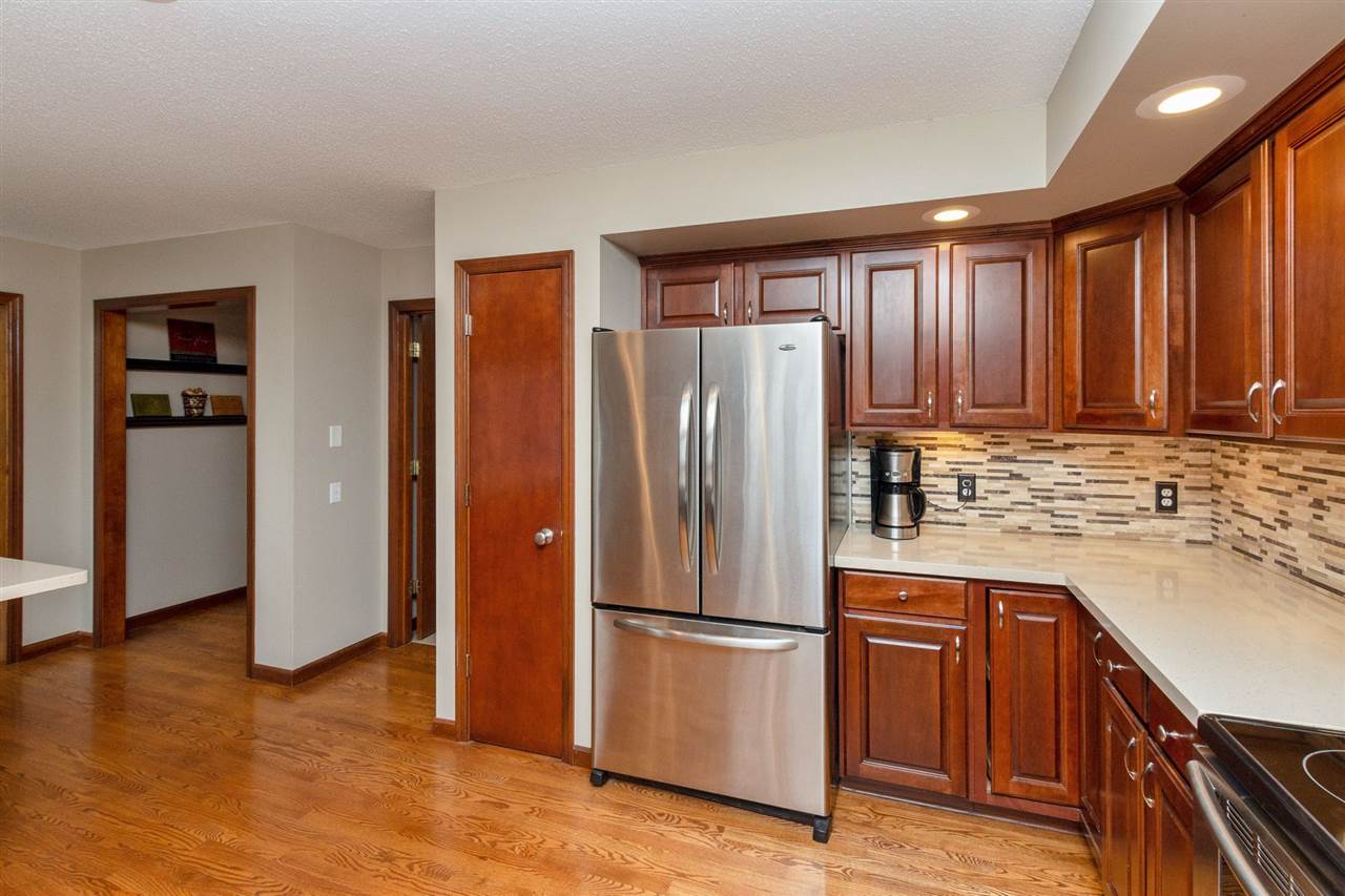 4210 Briar Ridge Court Ely, IA 52227 - Photo 7 of 28 Gallery Image 7