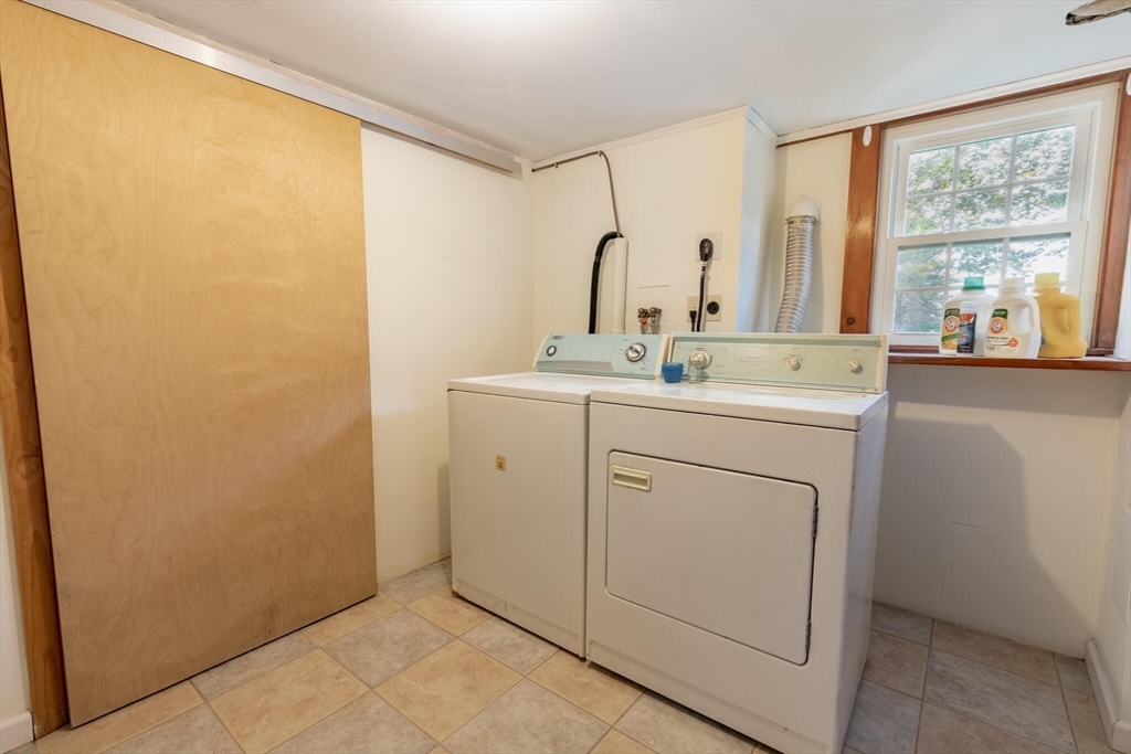 6 Longview Road Chelmsford, MA 01824 - Photo 35 of 40 a utility room with a sink dryer and washer