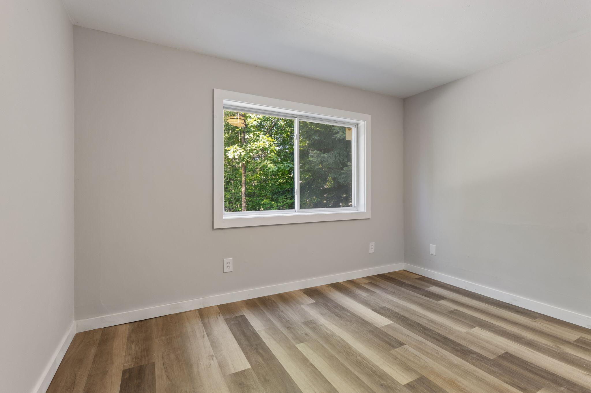 305 Penney Road New Gloucester, ME 04260 - Photo 14 of 21 305_Penney_Rd_032