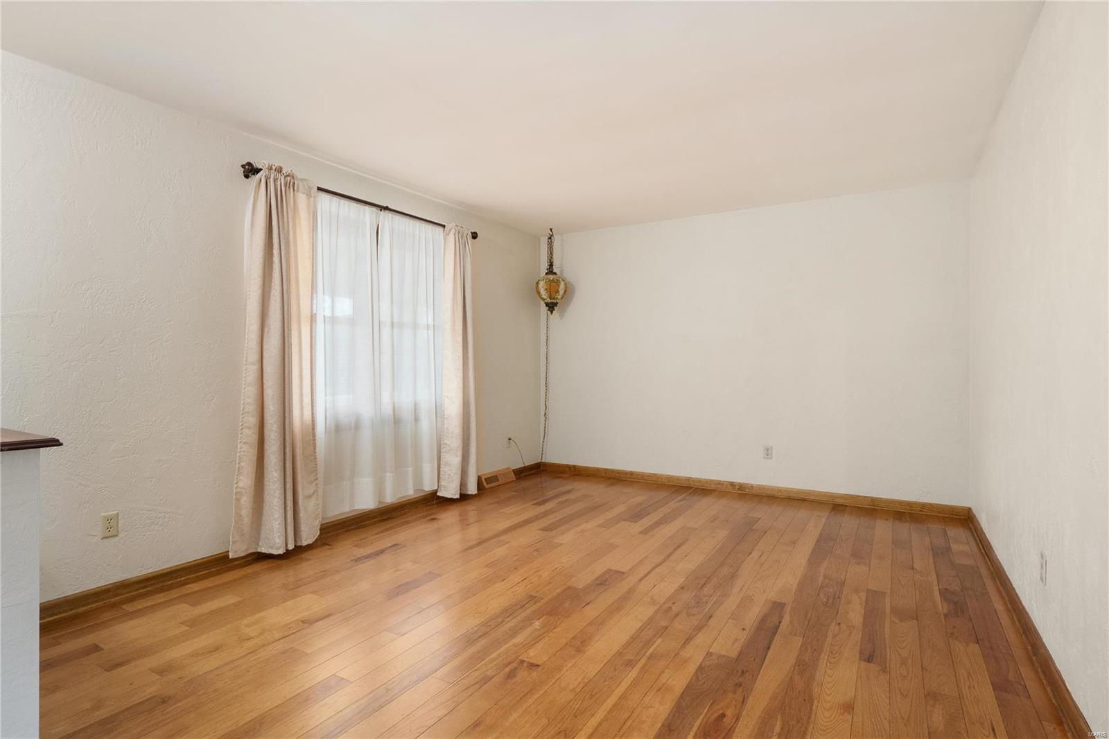 413 Adams Drive Waterloo, IL 62298 - Photo 5 of 39
