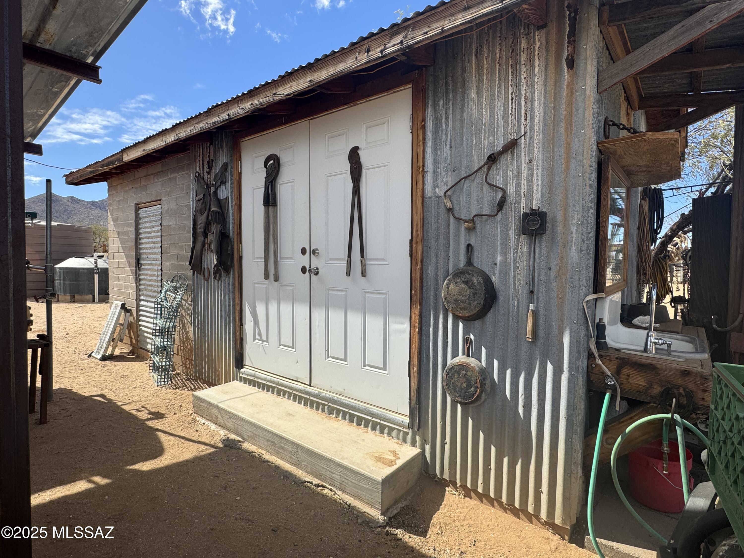 12440 South Coleman Road Tucson, AZ 85735 - Photo 13 of 45