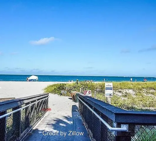 $540,000 | 618 Crossfield Circle, Venice, FL 34293