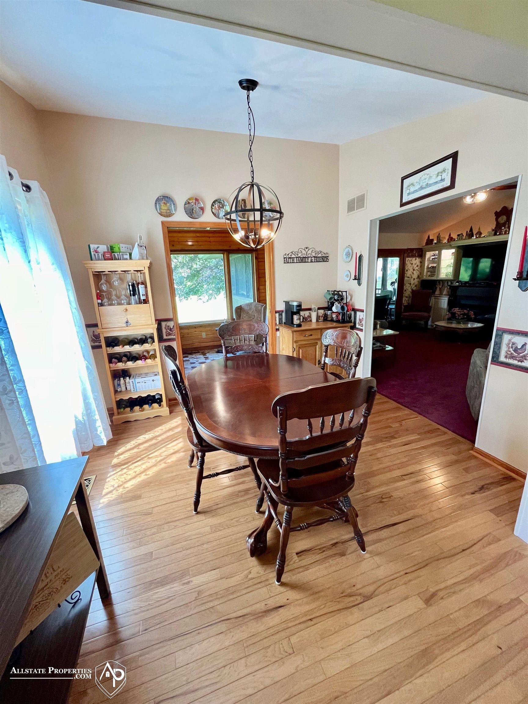 5169 North Oak Road Davison, MI 48423 - Photo 11 of 54