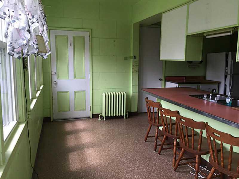 3456 Mt Troy Road Pittsburgh, PA 15212 - Photo 5 of 25 Kitchen.