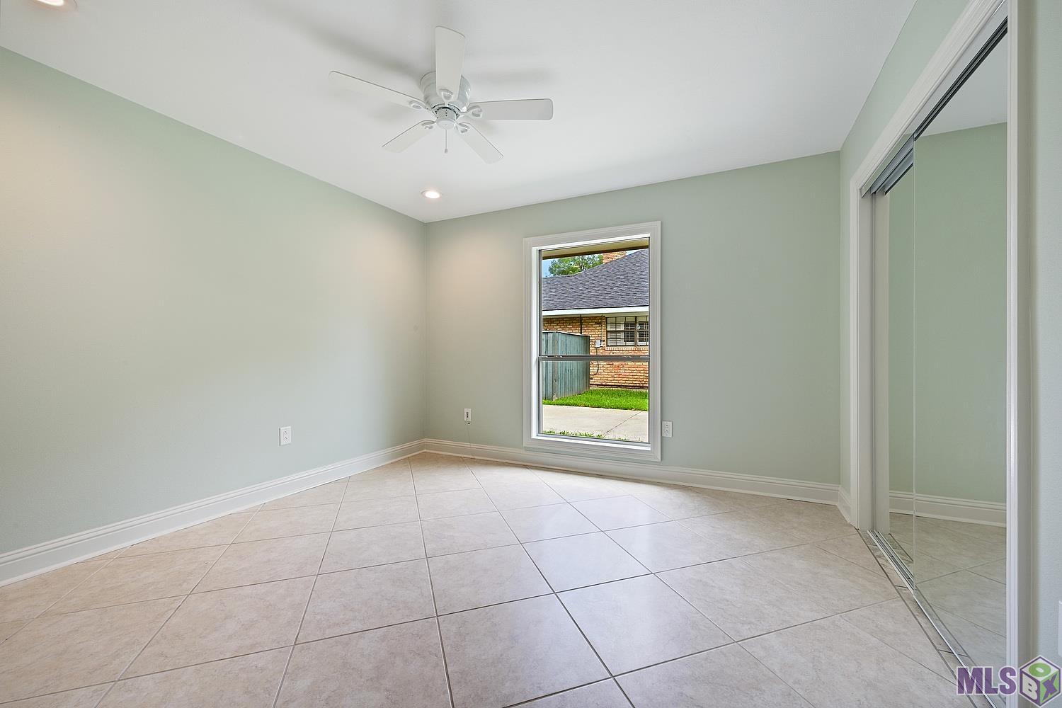 13118 Deerpath Way Baton Rouge, LA 70816 - Photo 7 of 17 Bedroom