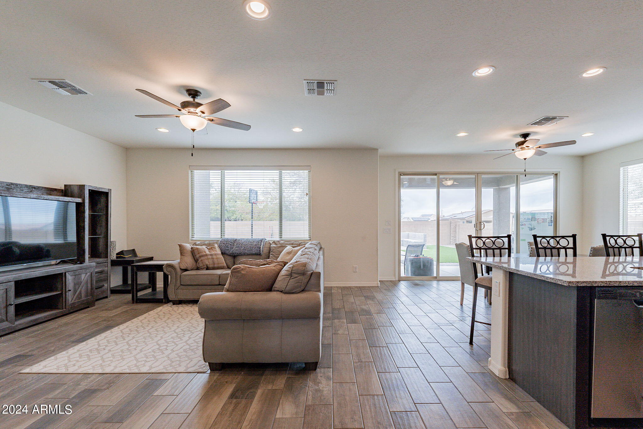 24136 Rooster Road Florence, AZ 85132 - Photo 11 of 61 11-web-or-mls-Rooster-11