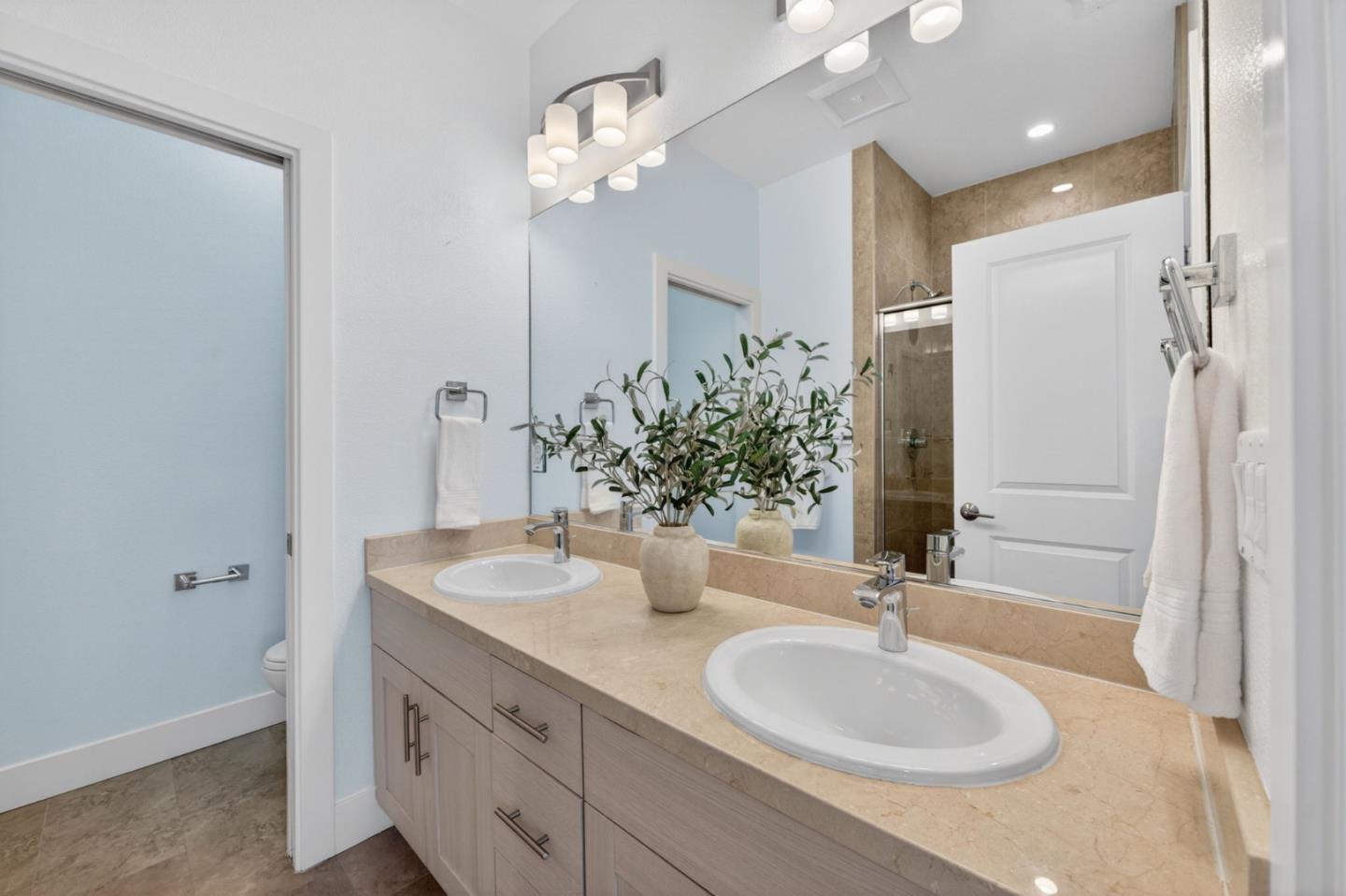1083 Ed Roth Terrace Sunnyvale, CA 95051 - Photo 15 of 40