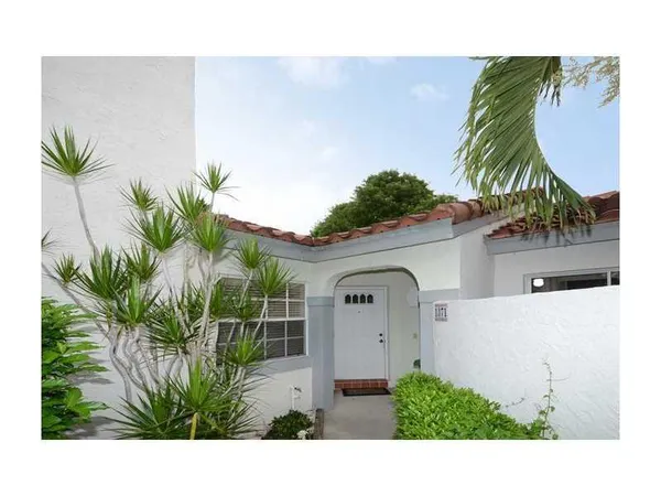 $3,000 | 1371 Cottonwood Circle, Weston, FL 33326