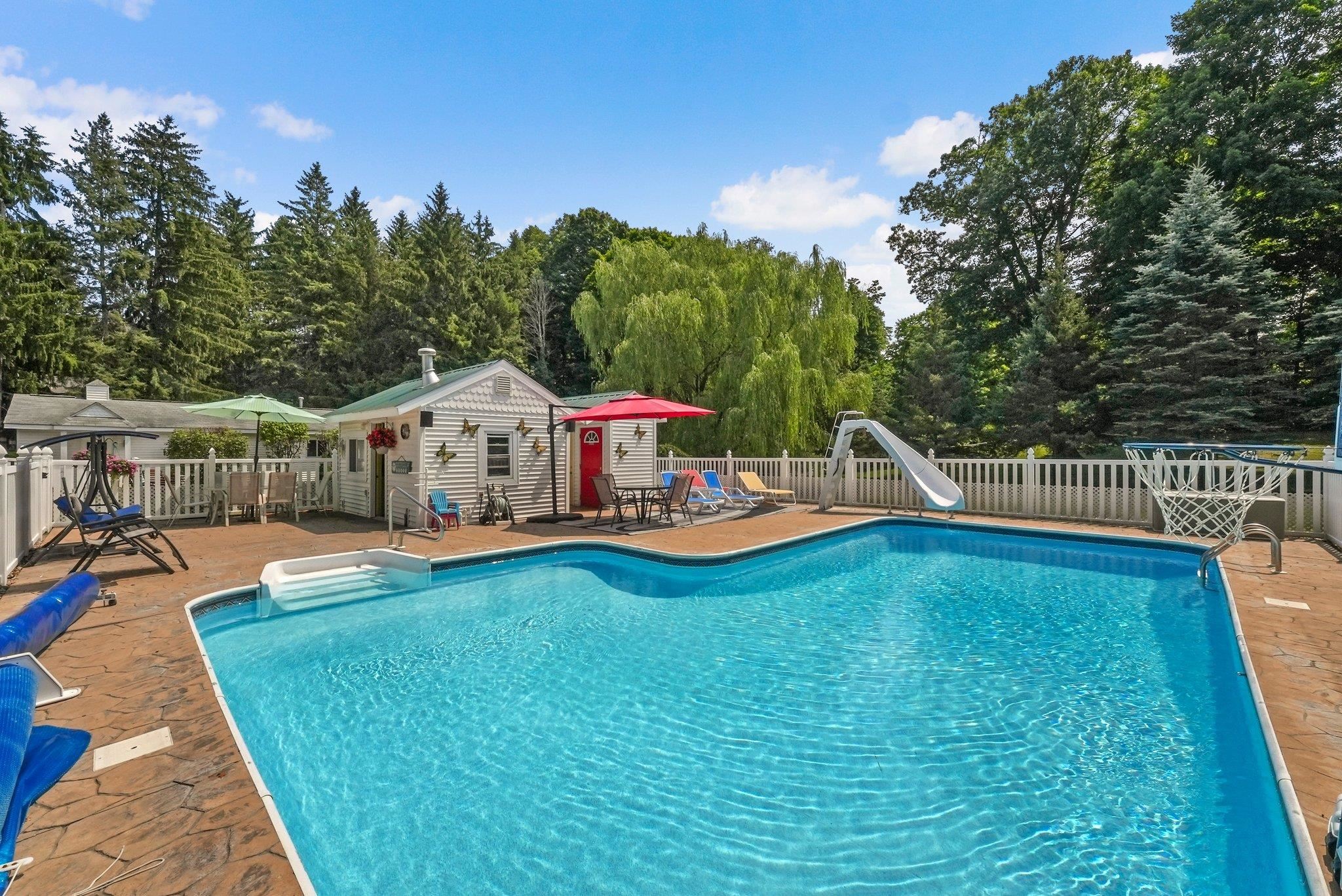 5161 Silver Pines Road Traverse City, MI 49685 - Photo 15 of 99