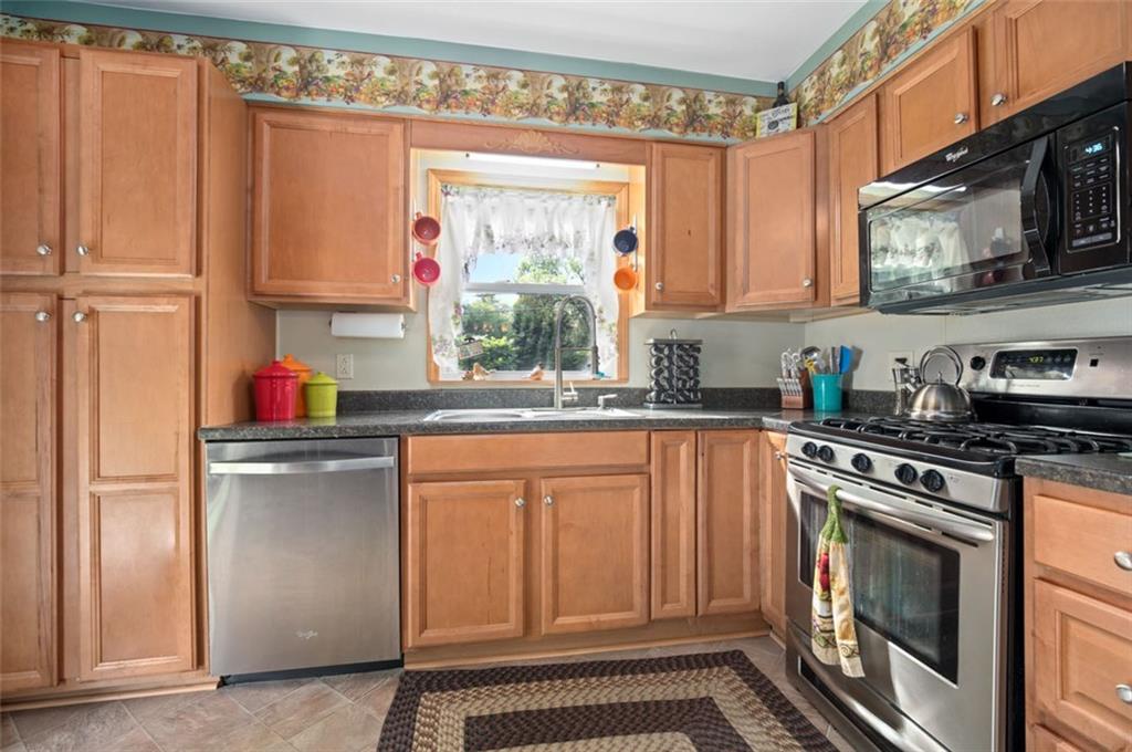 116 Old Hickory Road New Castle, PA 16102 - Photo 4 of 13
