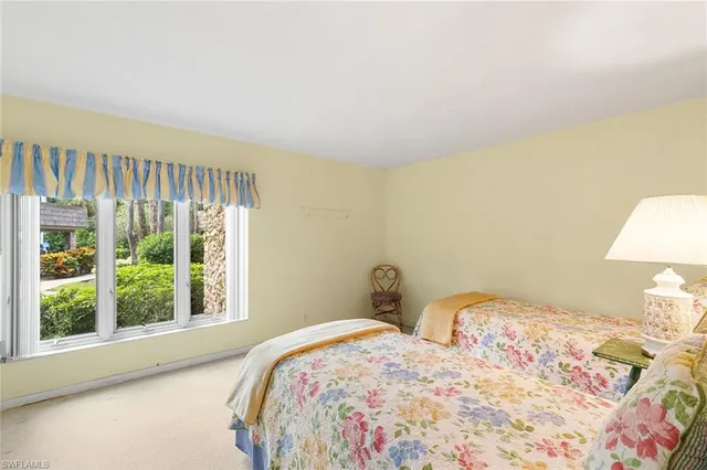 $570,000 | 105 Clubhouse Lane, Unit C189, Naples, FL 34105