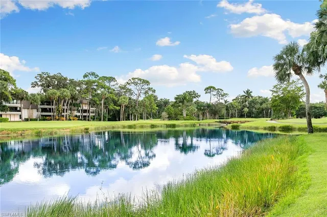 $570,000 | 105 Clubhouse Lane, Unit C189, Naples, FL 34105