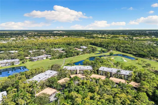 $570,000 | 105 Clubhouse Lane, Unit C189, Naples, FL 34105