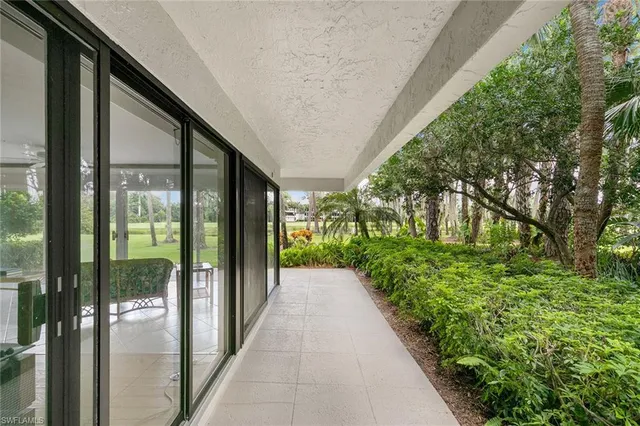 $570,000 | 105 Clubhouse Lane, Unit C189, Naples, FL 34105