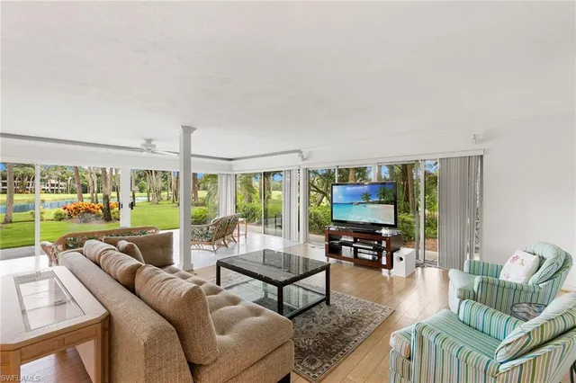 $570,000 | 105 Clubhouse Lane, Unit C189, Naples, FL 34105