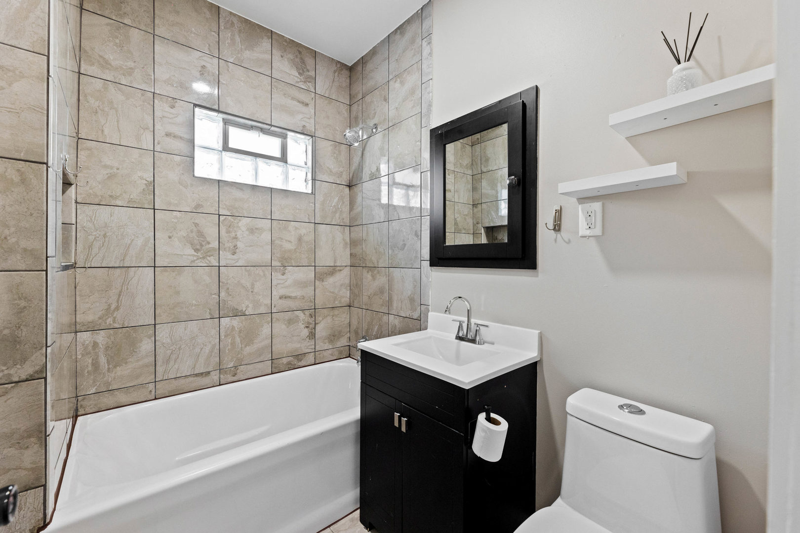 243 Waltham Street Calumet City, IL 60409 - Photo 13 of 38