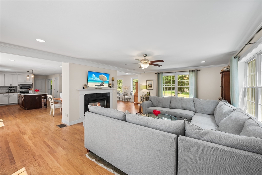 169 High Plain Road Andover, MA 01810 - Photo 8 of 40